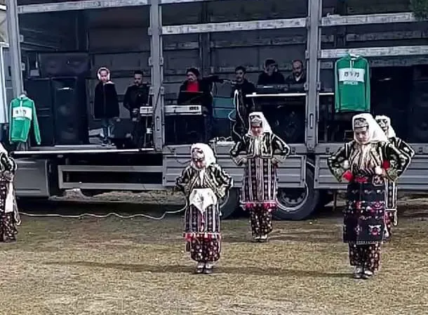 İnegöllülerden Domaniç Topuk Yaylası’ndaki Sucuk Festivaline Yoğun İlgi