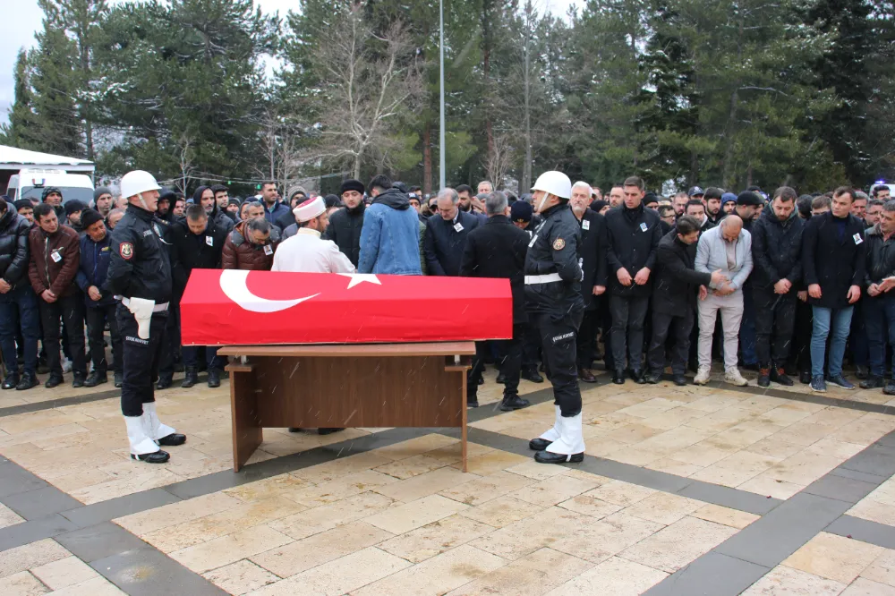İnegöllü Polis Memuru Yunus Aydın Gözyaşlarıyla Son Yolculuğuna Uğurlandı