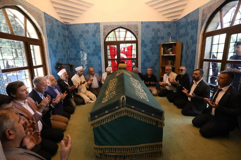 İnegöl Fatihi Turgut Alp dualarla anıldı!