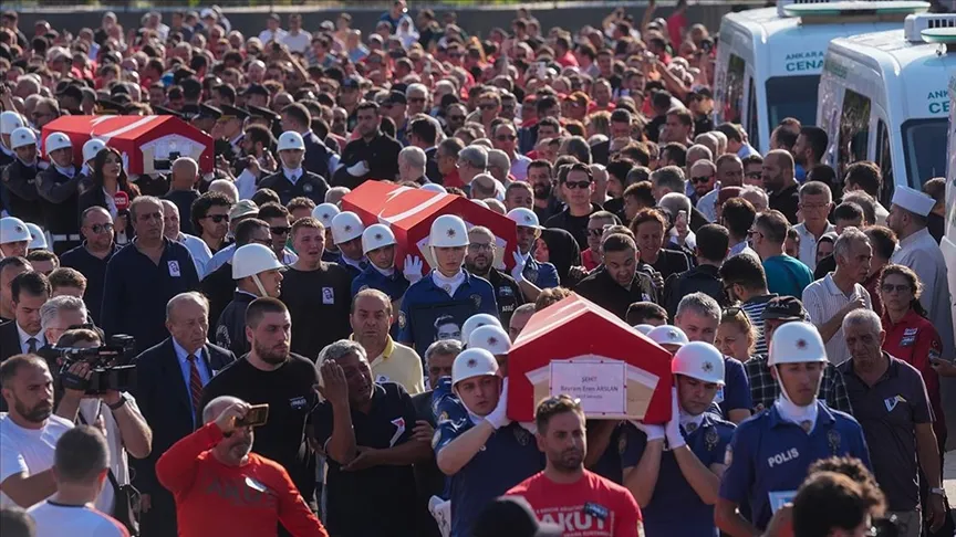 Orman şehitleri son yolculuklarına uğurlandı 