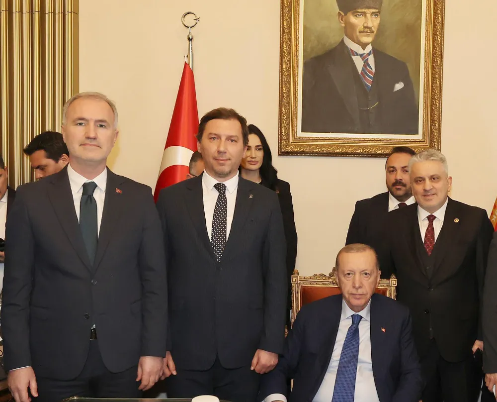 AK Parti’den 24. Yıl Mesajı