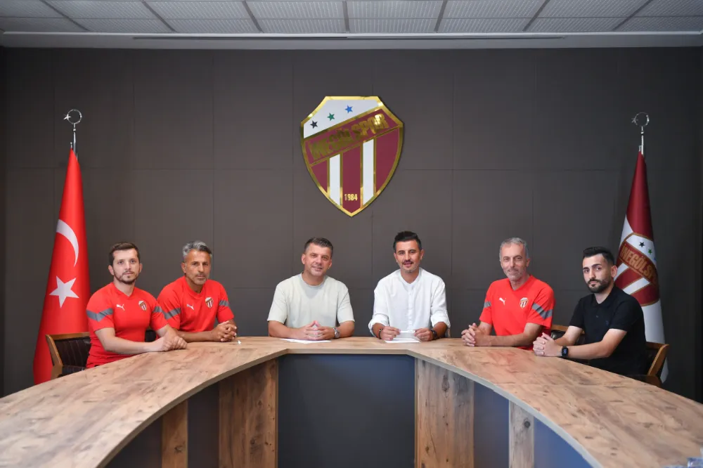 AFYON EGE FUTBOL KULÜBÜ ALTYAPI PİLOT TAKIMIMIZ OLDU