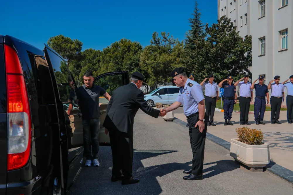 Tümgeneral Ersel Özer’den Bursa İl Jandarma Komutanlığı’na ziyaret