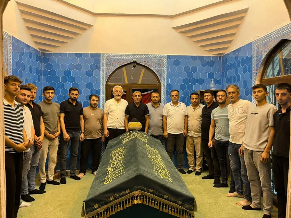 İnegöl’de Turgutalp Derneği ilk genel kurulunu yaptı