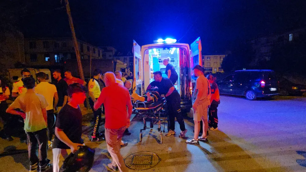 İnegöl’de kavşakta kaza: Motosiklet sürücüsü yaralandı