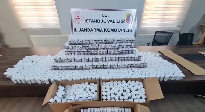İstanbul’da zehir tacirlerine darbe: 1,9 milyon hap ele geçirildi