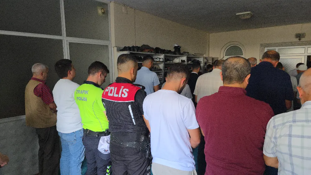 Şehit Emniyet Müdürü Muhsin Aydemir için İnegöl’de gıyabi cenaze namazı