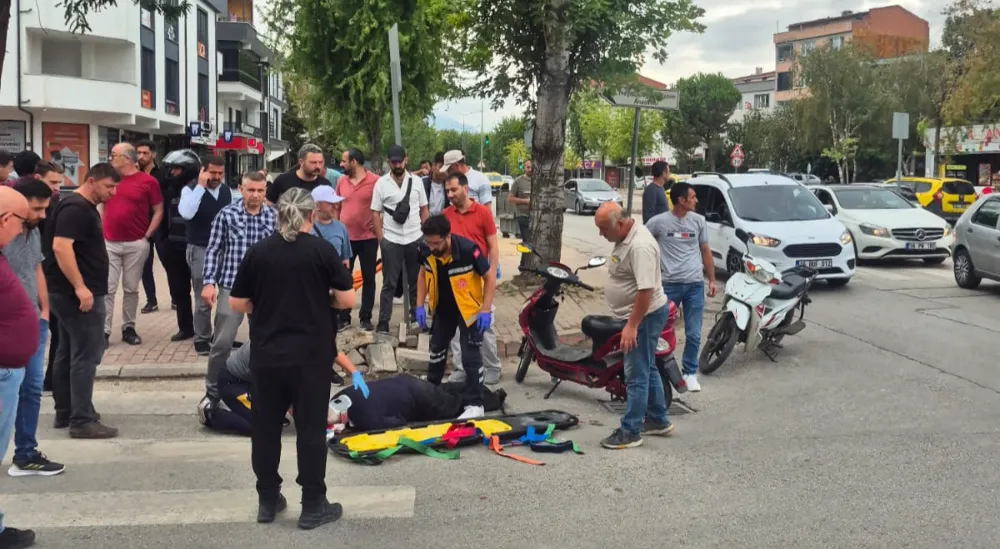 İnegöl’de otomobil ile motosiklet çarpıştı: 1 yaralı
